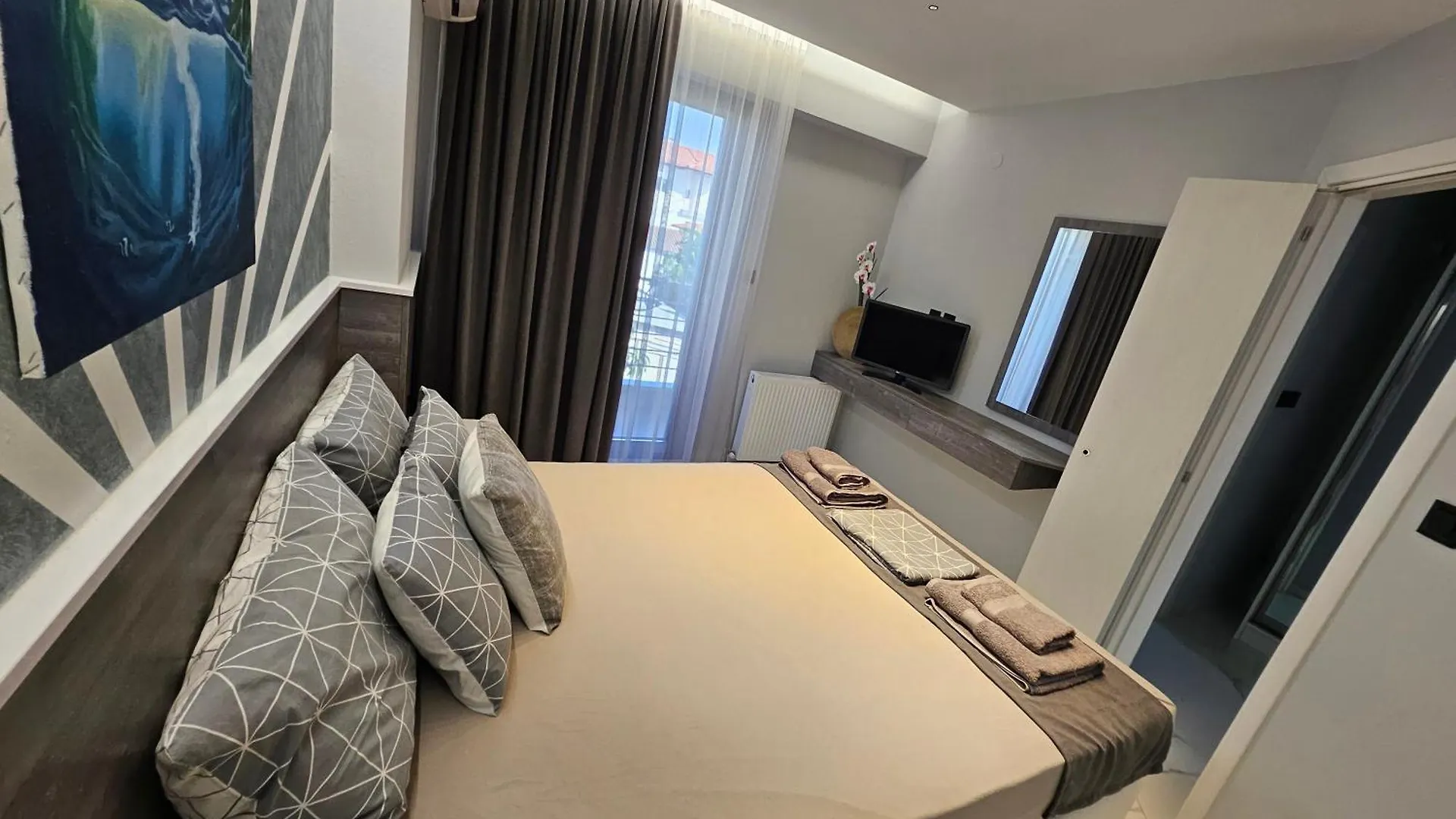 Afoi Hasalla Apartments Néa Fókaia